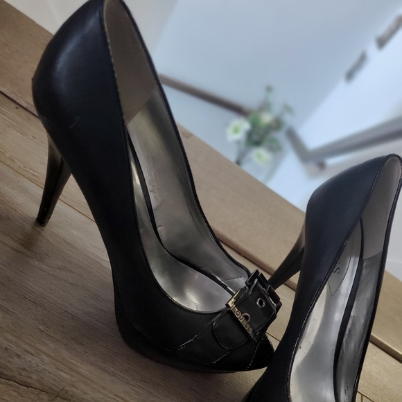 Guess heel - Picture 2 of 2